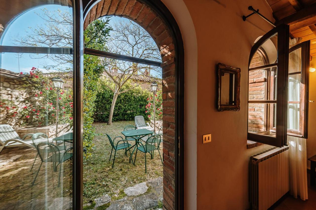 Borgo Villa A Sesta San Gusme Eksteriør bilde