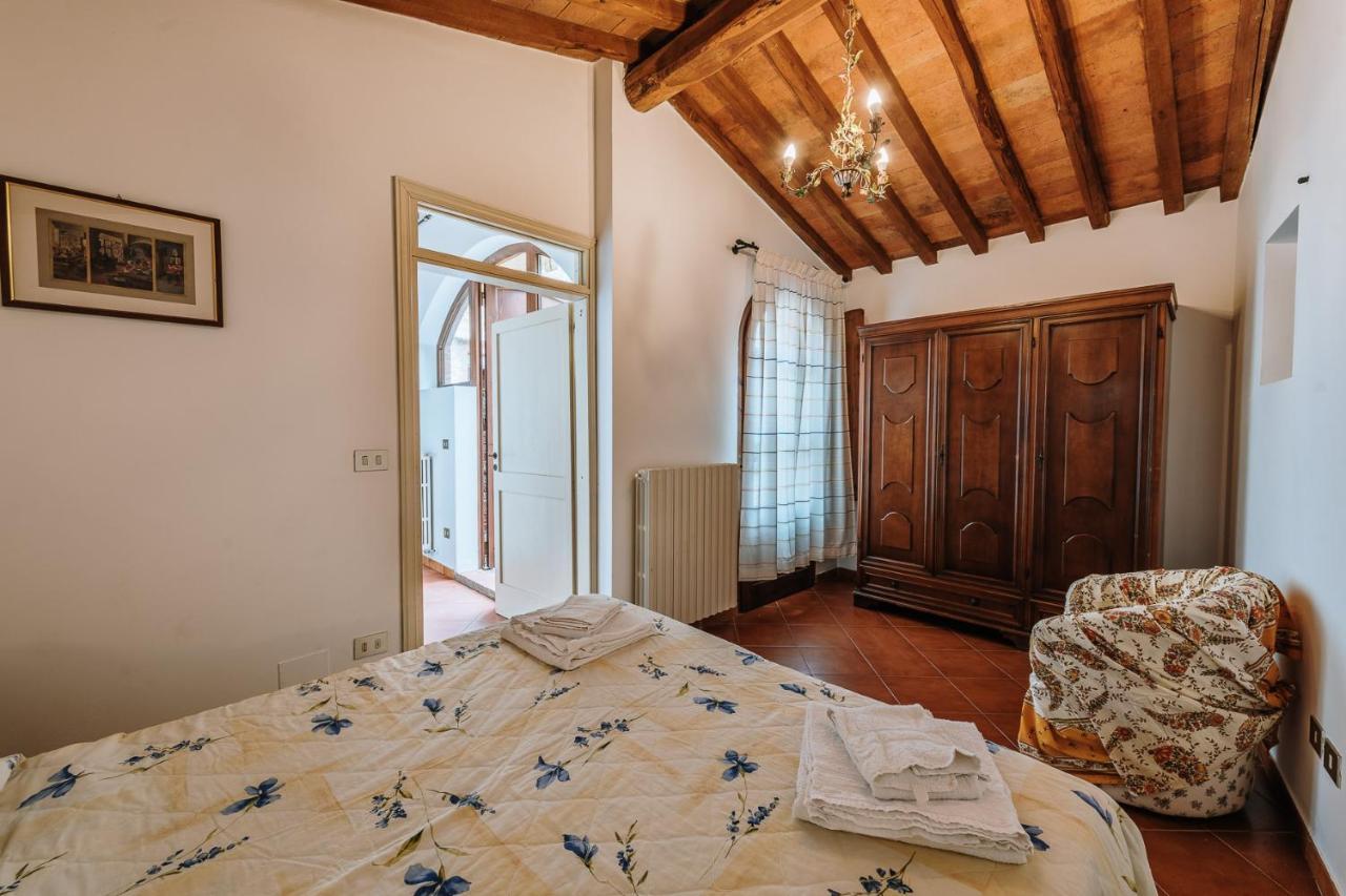 Borgo Villa A Sesta San Gusme Eksteriør bilde